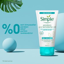 Simple Daily Skin Detox Arındırıcı Yüz Temizleme Jeli Temiz Ve Parlamayan Bir Cilt İçin 150 ml