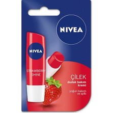 Nivea Lipstick Çilek Aromalı Dudak Bakım Kremi