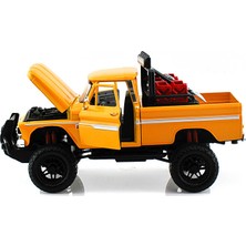 Motormax 1966 Chevrolet C10 Fleetside Pickup Truck Off Road Yellow 1/24 Model Araba