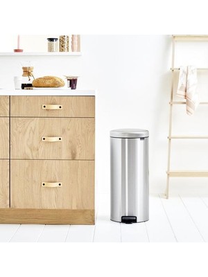 Brabantia Çöp Kutusu 30 lt Newicon Birilliant Steel Pedallı