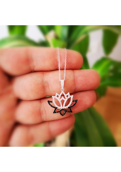 Gümüş Lotus Çiçeği Kolye fiyatları