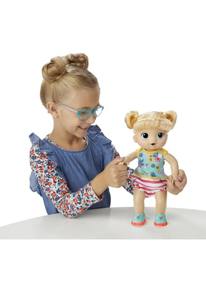 Baby Alive Işıklı Ayakkabılarıyla Neşeli Bebeğim