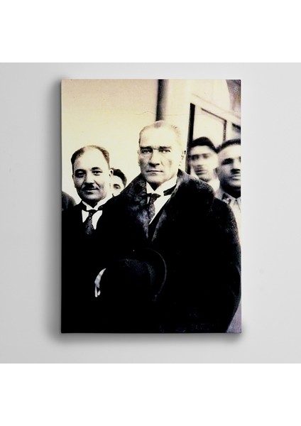 Atatürk Siyah Beyaz 3 Kanvas Tablo
