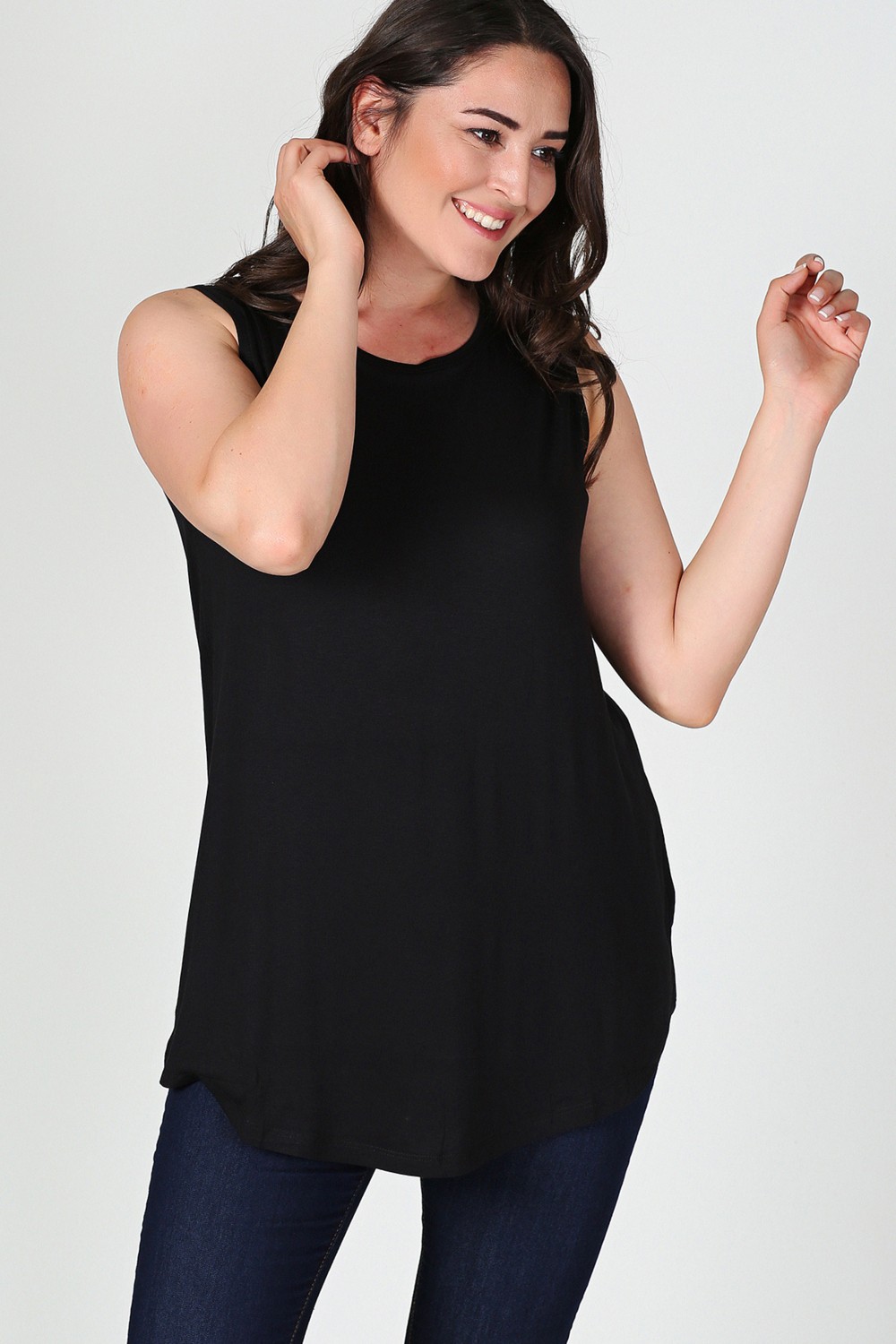 Curvy Trend Büyük Beden Kolsuz Viskon Basic Bluz Kırmızı görsel 6