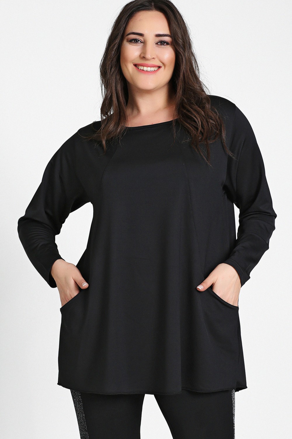 Curvy Trend Siyah Cepli Parçalı Tunik %95 Viskon Kadınlar İçin Rahat Tasarım