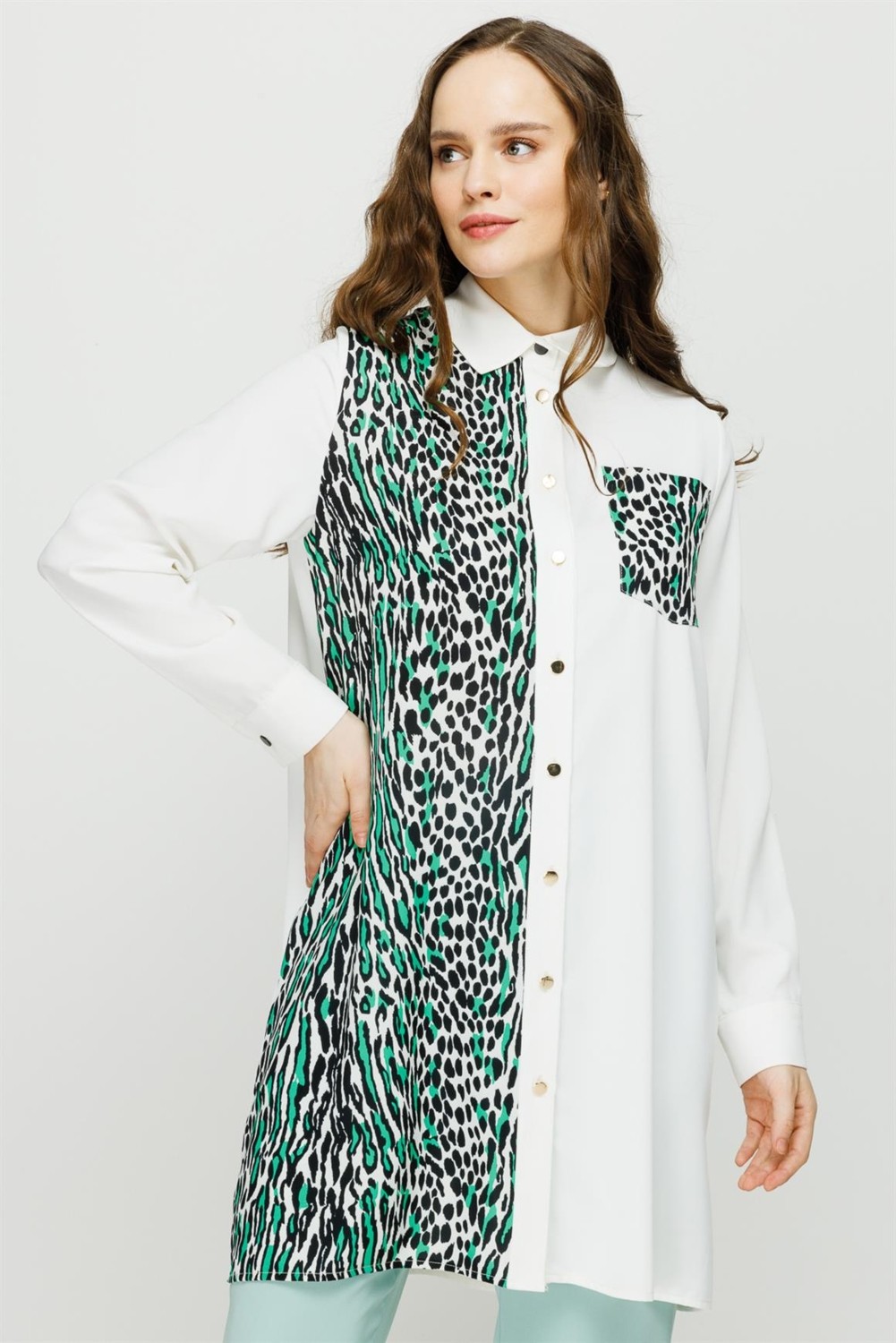 Esswaap Leopar Baskı Detaylı Şık Tunik Yeşil görsel 2