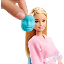 Melek Store  GJR84 Barbie'nin Yüz Bakımı Oyun Seti