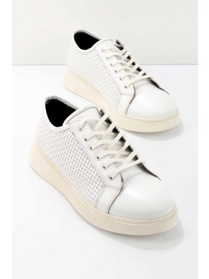 Bambi Beyaz Leather Erkek Sneaker E01728378103