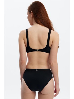 Geniş Üçgen Toparlayıcılı Bikini Takım - B1647