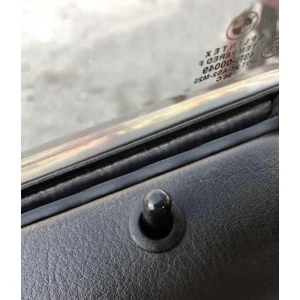 Bmw E46 Kapı Pim Çerçevesi