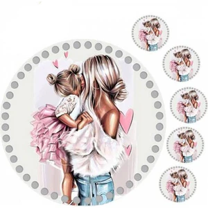 Grafilli Design 31 cm Anne Kız Baskılı Örgü Ahşap Tepsi Tabanı Plakası, 5 Adet 10 cm Baskılı Bardak Altı