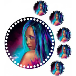 Grafilli Design 30 cm Mavi Kadın Baskılı Örgü Ahşap Tepsi Tabanı Plakası, 5 Adet 10 cm Baskılı Bardak Altı