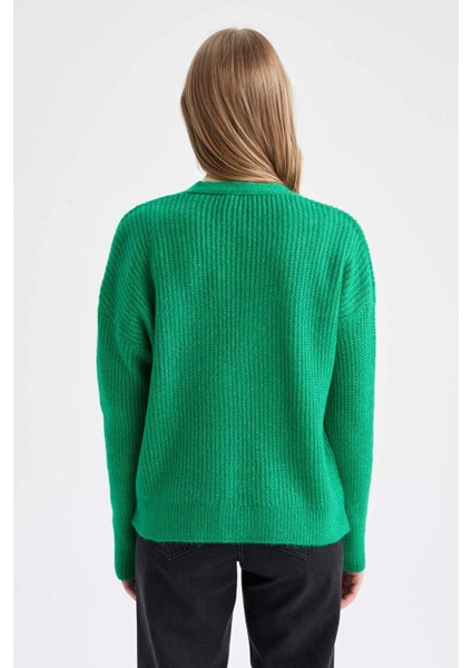 Regular Fit V Yaka Selanik Kumaş HIRKA R1262AZ22WN