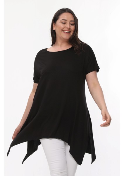 Büyük Beden Kısa Kol Yırtmaçlı Basic Bluz Siyah