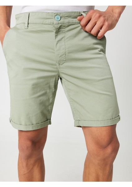 Regular Fit Erkek Şort fırsatları