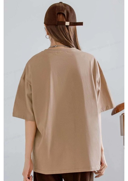 But First Coffee Camel Oversize Salas Boyfriend Kadın T-Shirt