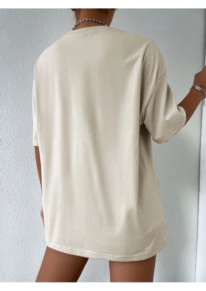 Bej Yüz Baskılı Oversize Tshirt