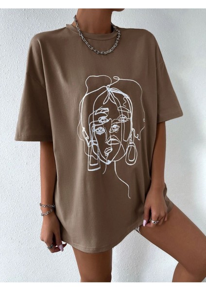 Kahverengi Yüz Baskılı Oversize Tshirt