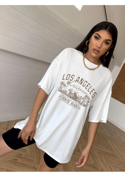 Beyaz Los Angeles Baskılı Oversize T-Shirt