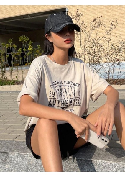 Bej Raw Baskılı Oversize T-Shirt