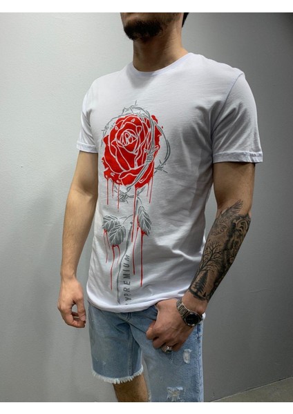 Erkek Beyaz Gül Baskılı T-Shirt fiyatları