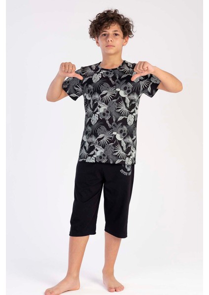 Pamuklu Erkek Çocuk Kısa Kol Kaprili Pijama Takım