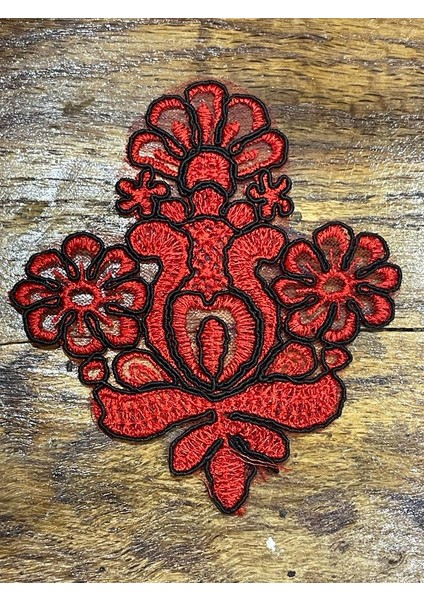 11X10 cm Kırmızı Siyah Nakış Işleme Güpür Aplike Dikiş Aksesuarı