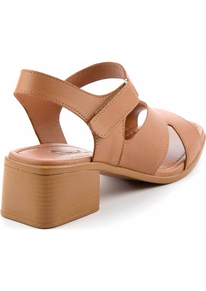 Taba Leather Kadın Klasik Topuklu Ayakkabı K05286111503