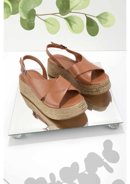 Taba Leather Kadın Sandalet K05290032003