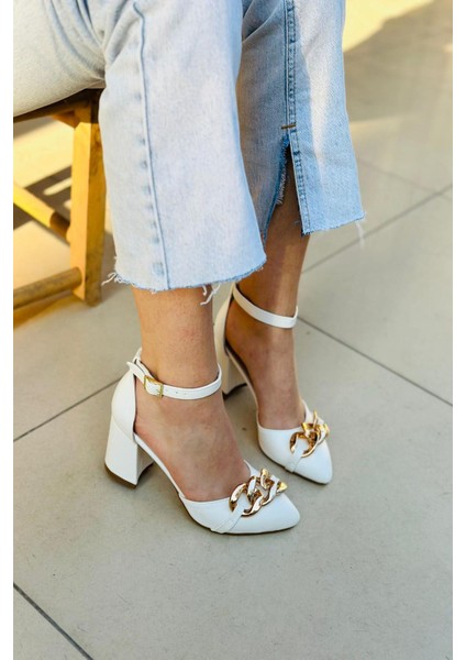 Y147 Beyaz Deri Topuklu Kadın Ayakkabı modelleri