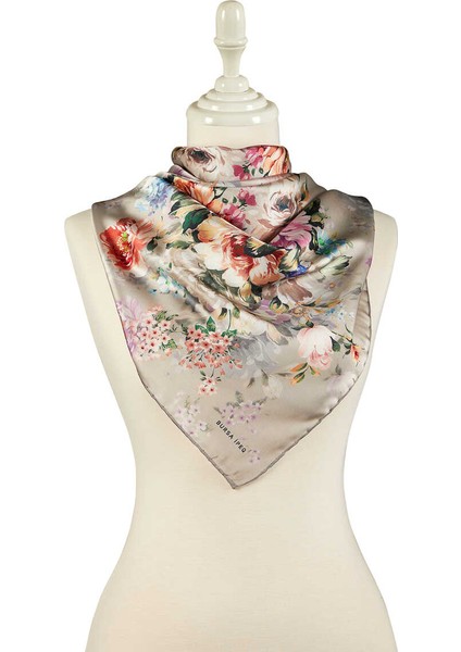 Açık Gri Dörtçiçek Desen Ipeksi Eşarp fiyatları