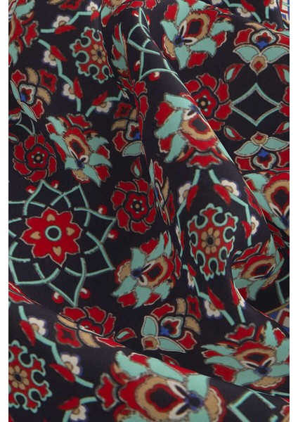 Lacivert Gold Motif Desen Ipek Mendil modelleri