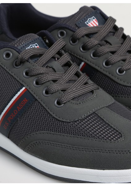 Sneaker, 45, Gri indirimleri