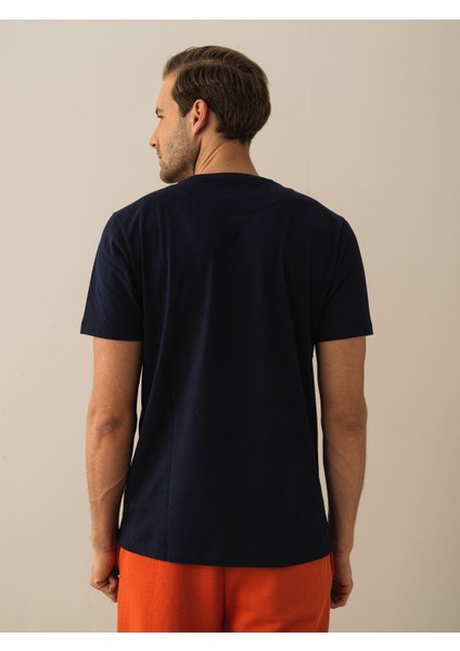 Pamuk Regular Fit Tişört modelleri