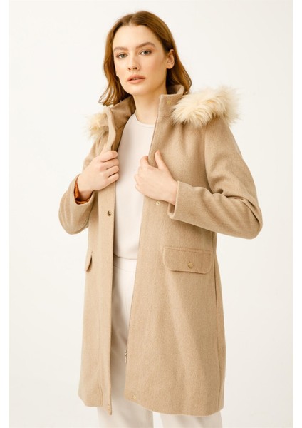 Yün Kumaş Fermuar Kapamalı Kapişonlu Kaban Camel modelleri