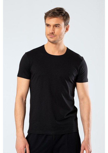 Kısa Kollu, O Yaka Slim Fit Basic Erkek T-Shirt