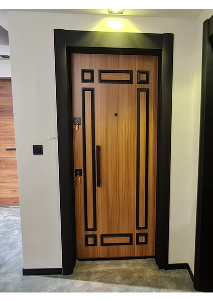 Statik Siyah Renk Kasalı Kabartmalı Desenli Model Daire Kapısı, Çelik Kapı, Villa Kapısı