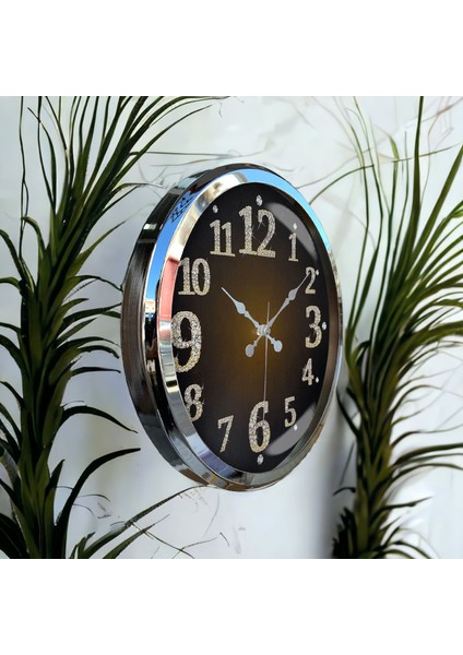 Krom Metal Çerçeveli Salon Ofis Otel Duvar Saati 52 cm C5