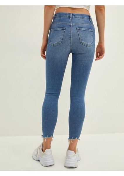 Yüksek Bel Cep Detaylı Süper Skinny Fit Kadın Rodeo Kot Pantolon