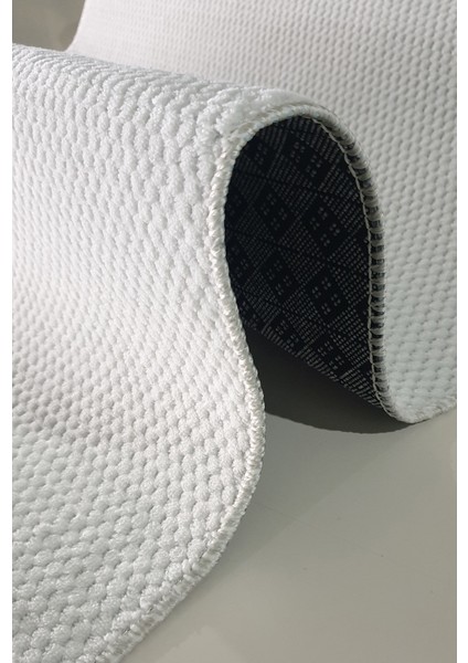 Kaymaz Tabanlı Kesme Kabartmalı Salon Koridor Mutfak Hali Beyaz Yolluk Vzr 7004 Beyaz modelleri