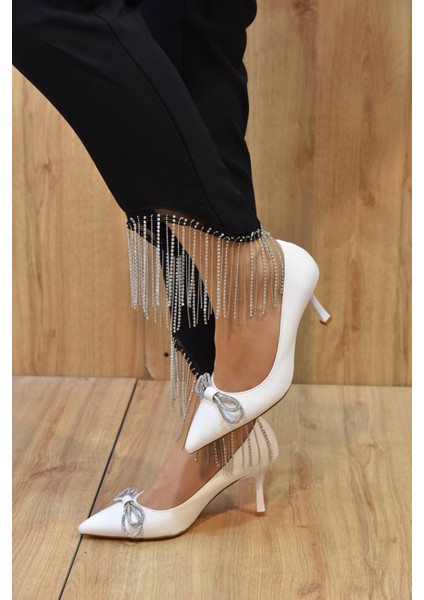 Taş Papyon Detaylı Topuklu Kadın Stiletto Ayakkabı Beyaz modelleri