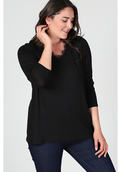 Yaka Dantel Detaylı Uzun Kol Bluz Siyah modelleri