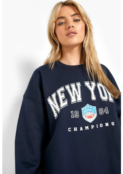 Kadın New York Baskılı Oversize Sweatshirt