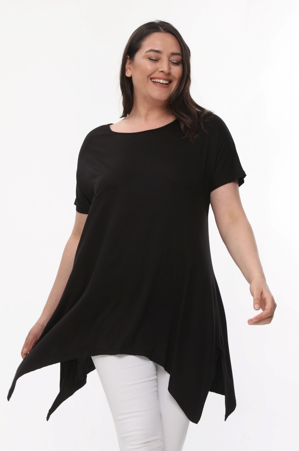 Curvy Trend Büyük Beden Kısa Kol Yırtmaçlı Basic Bluz Siyah