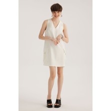 Stella Pulvis Beyaz V Yaka Cepli Mini Elbise