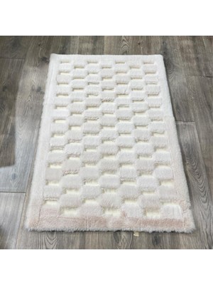 Dericibey Krem Renk Parçalı Peluş Halı 200 x 300 cm