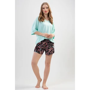 Kadın V Yaka Düşük Omuzlu Kısa Kol Şortlu Pijama Takım