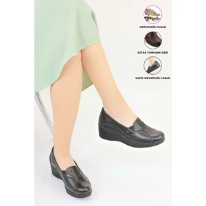 Kadın Hakiki Deri Ortopedik Dolgu Topuk Ayakkabı FE57603