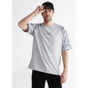 Black On Black Bisiklet Yaka Baskılı Gri Melanj Erkek T-Shirt E-Mıkes