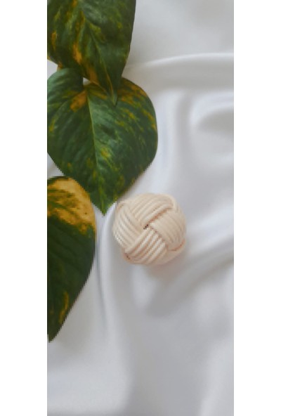 Light and Box Rattan Kulp
